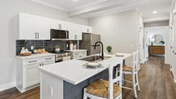 Kitchen in a Pointe Grand apartment home